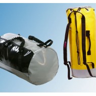 Petates, mochilas, accesorios.